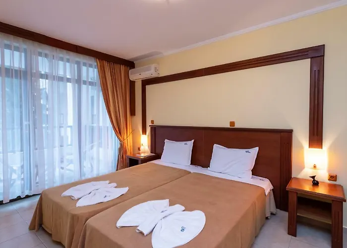 Complex Severina * ساني بيتش